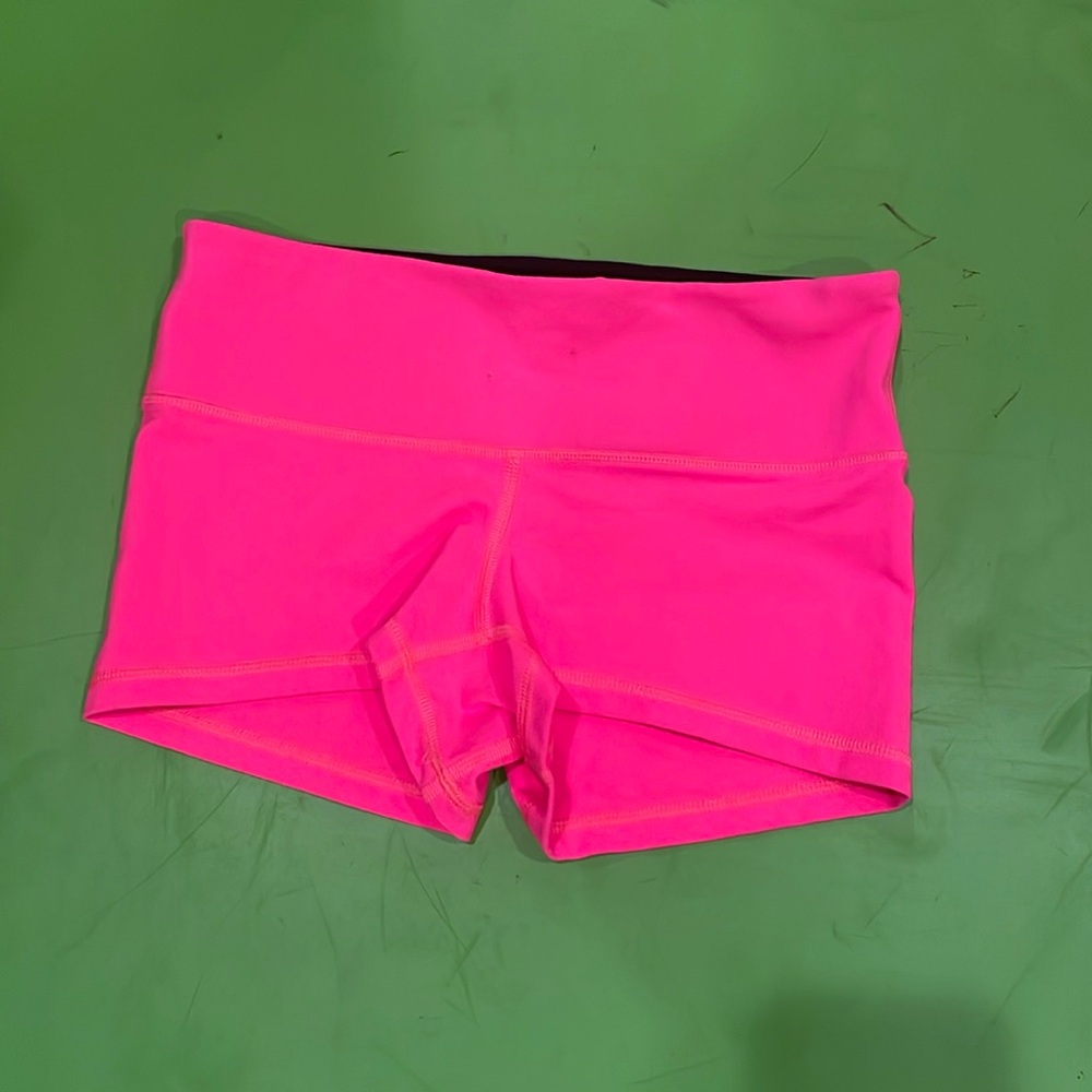 Lululemon short